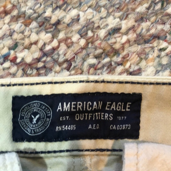 American eagle khaki shorts - Picture 3 of 3